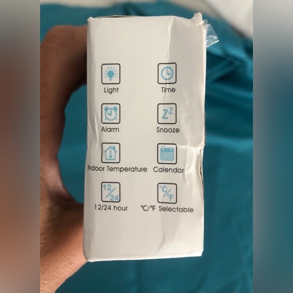 NIB thin mirrored/white digital clock/alarm with date/temp/dim features. - Picture 11 of 12